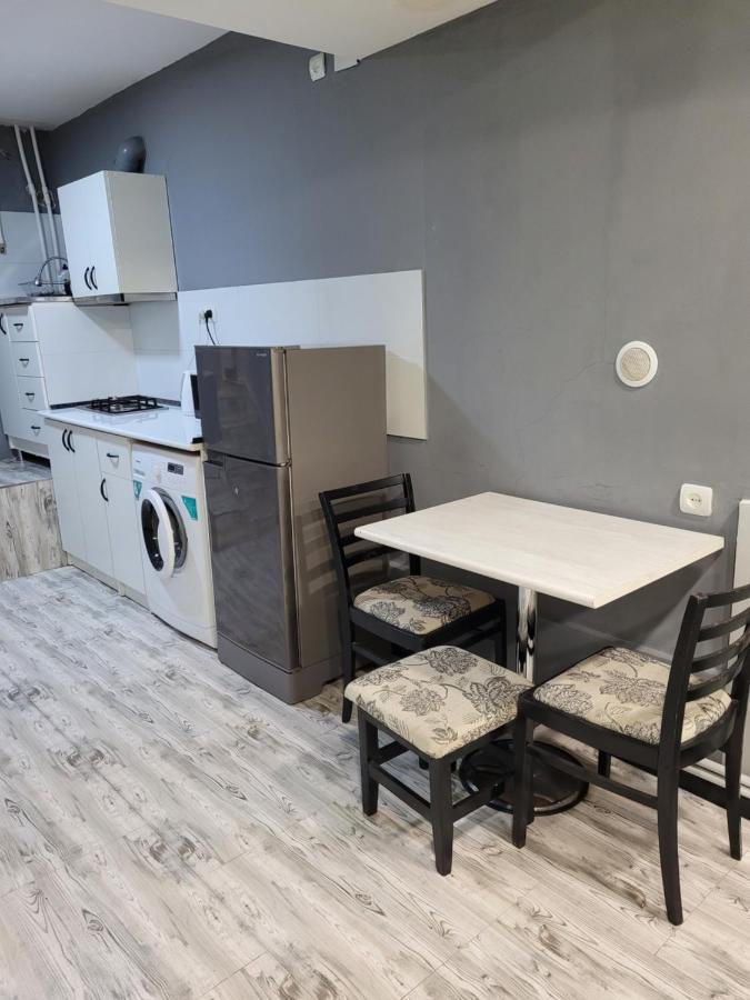 Villa Дом 33 Возле Клиники Астхик Erivan Exterior foto